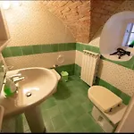 Outlander Place Apartmán *